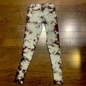 Nux Yoga leggings. Size small.